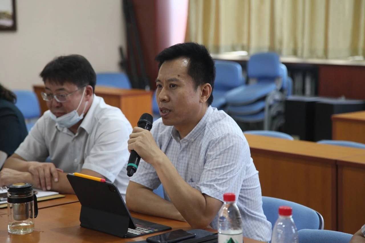 劲松职高开展“同备一堂思政课 重温总书记重要讲话精神”教学交流活动