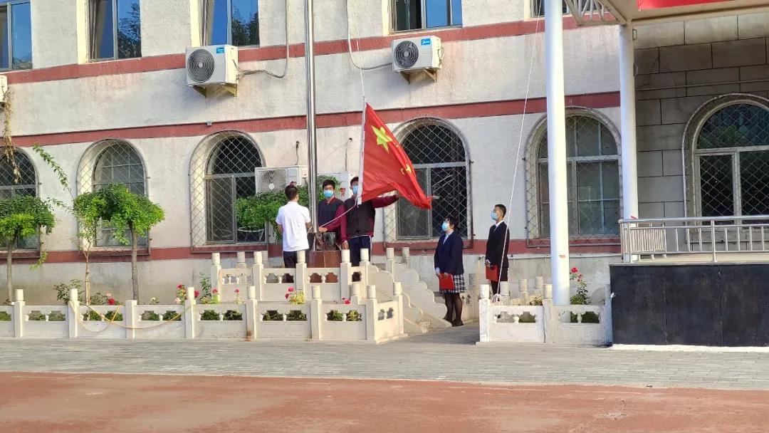 敬师尚学 奋进担当 ---北京市劲松职业高中开展庆祝教师节活动