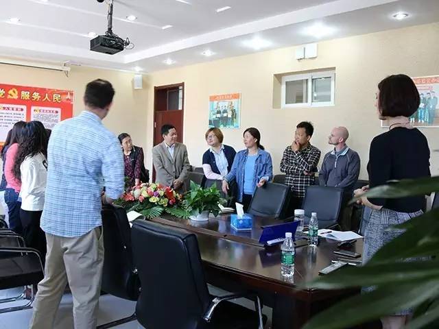 劲松职高综合高中部开展中外教师联合教研活动