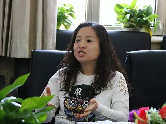 劲松职高综合高中部开展中外教师联合教研活动