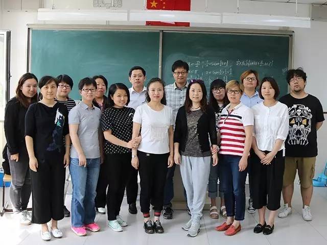 劲松职高综合高中部召开全体教师会和期中成绩分析会