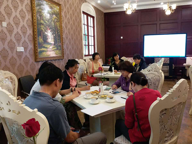 继续探索“混合式学习”教学模式，努力提高专业课堂教学质量