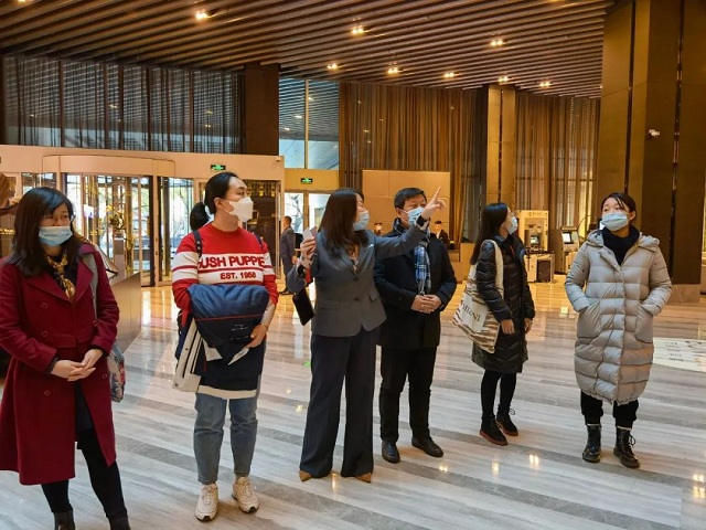 北京市劲松职业高中组织班主任教师赴北京金茂万丽酒店参观考察