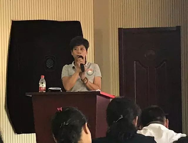 迎接新学期 开启新征程——双龙校区召开行政工作会和全体教职工会