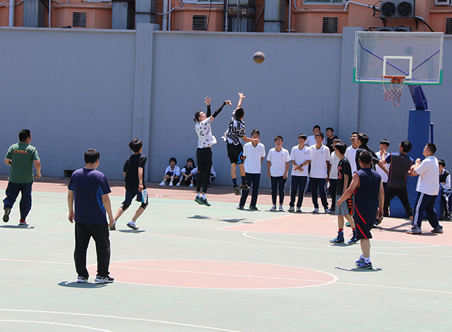 享受青春 享受阳光——劲松职高新源里校区举办篮球比赛及师生篮球