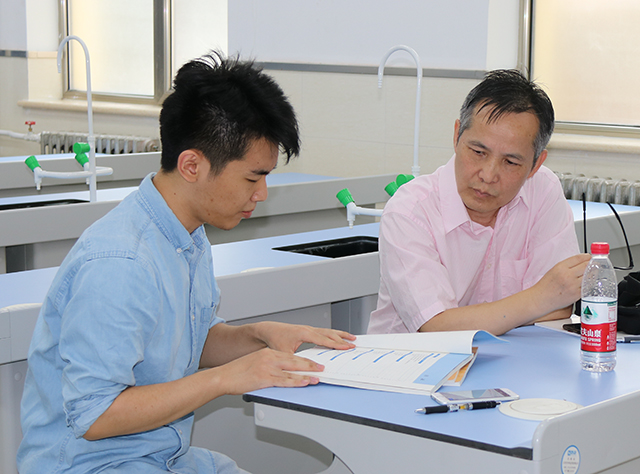 传承历史文化 彰显劲松品质——劲松职高新源里校区举办青年教师工作坊第一次活动暨特聘专家见面会