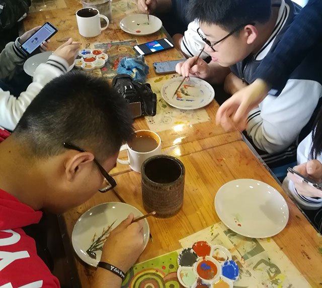 读书为径 行路作舟——劲松职高新源里校区圆满完成综合高中部综合实践活动