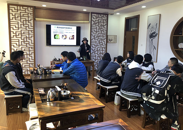 传承中华文化 弘扬民族精神 ——北京市劲松职业高中开展学生传统文化体验活动