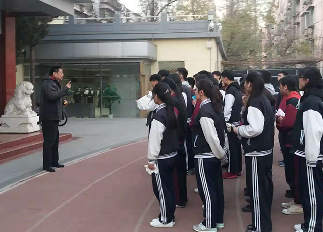 隐患险于明火 防范胜于救灾——劲松职高新源里校区开展消防安全教育、进行疏散演习
