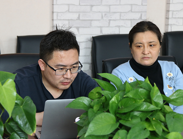 劲松职高召开烹饪专业公共基础课职业模块教材审纲会