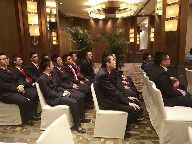 劲松职高实习就业创业指导中心组织学生到北京东方君悦大酒店参观