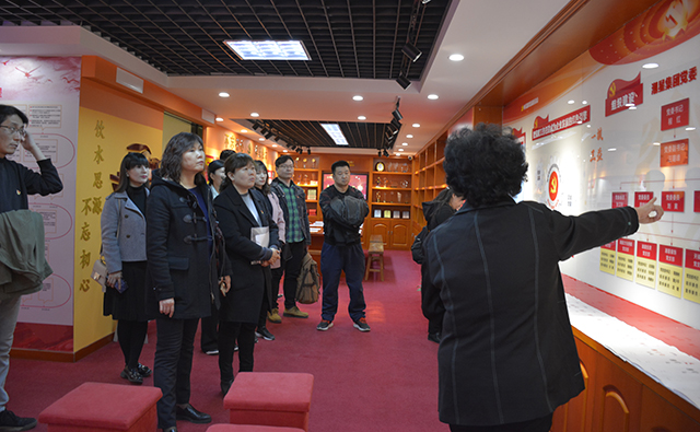 参观党建工作标杆  学习经验促学校发展——劲松职高双龙支部赴潮星集团参观学习党建工作