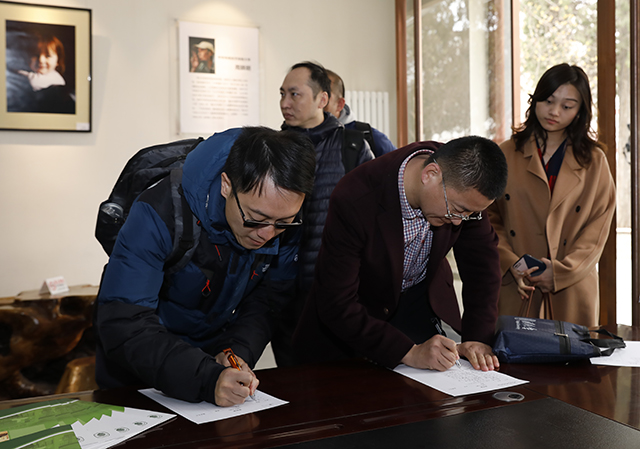 2019年澳门学校领导储备人才赴京培训班成员到劲松职高参观交流