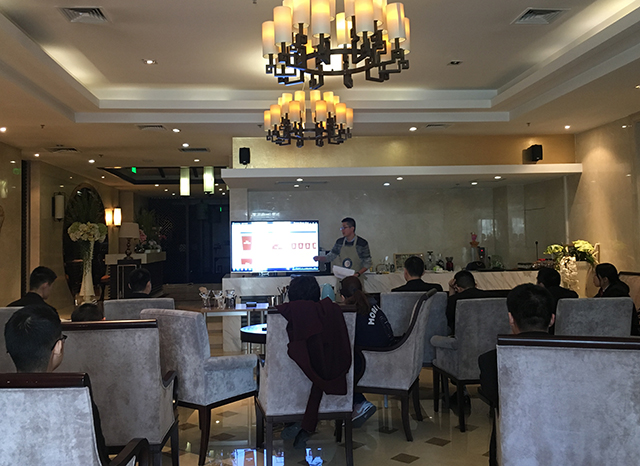 企业专家进课堂 创新人才培养 ——劲松职高高星级饭店运营与管理专业“企业专家进校园”系列活动之一