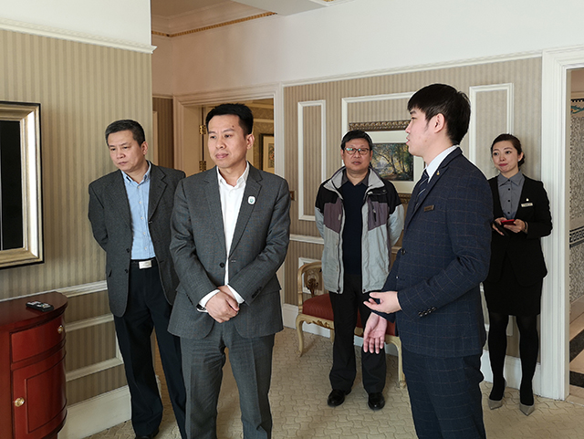 北京市劲松职业高中郭延峰校长带领部分干部到北京饭店诺金进行调研