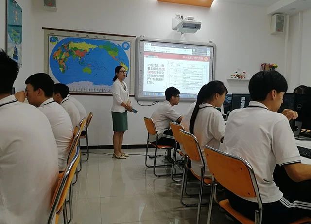 混合式学习+产教融合+课程联动——劲松职高新源里校区电子商务专业成功完成区级研究课