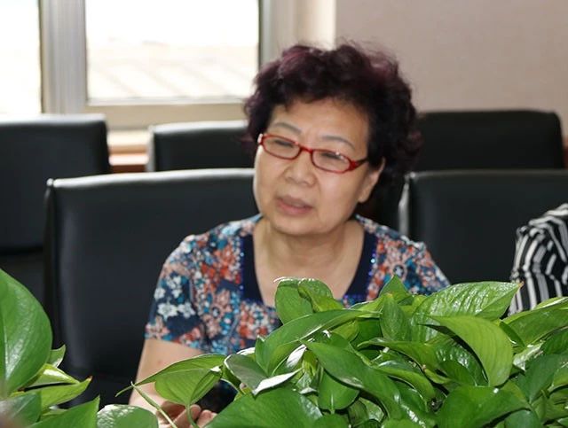 混合式学习+产教融合+课程联动——劲松职高新源里校区电子商务专业成功完成区级研究课