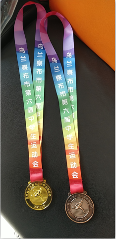 肖斌老师支教期间带领学生在内蒙古乌兰察布市中学生第六届运动会武术比赛中勇夺冠军