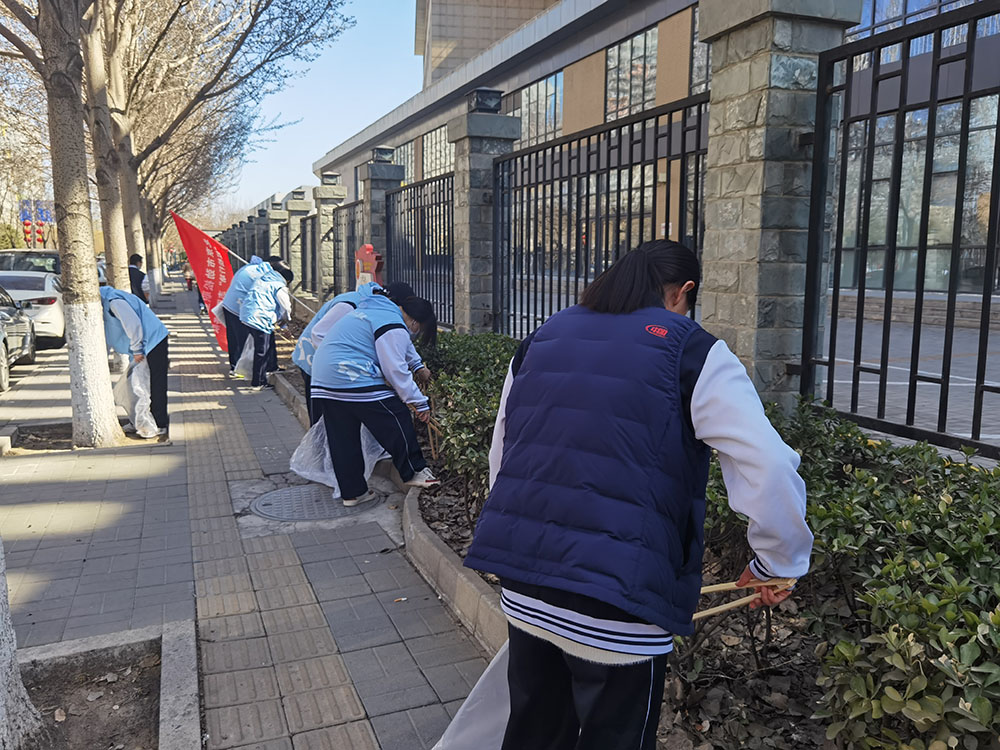 党建引领学雷锋，“锋”火相传践行动——劲松职高常营校区党支部举办主题党日暨党建带团建志愿服务活动