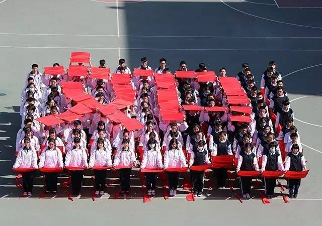 人间最美四月天，不负春光和时行 ——劲松职高综合高中部以运动会为契机，诠释校园文化、促德育升级