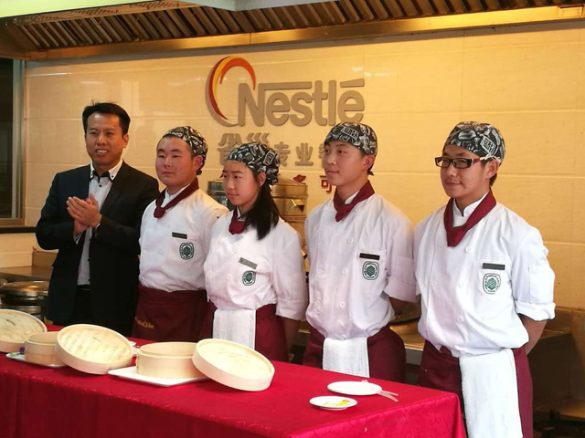 科研引领改革——劲松职高开展基于混合式学习理念的实训课教学实践与研讨活动
