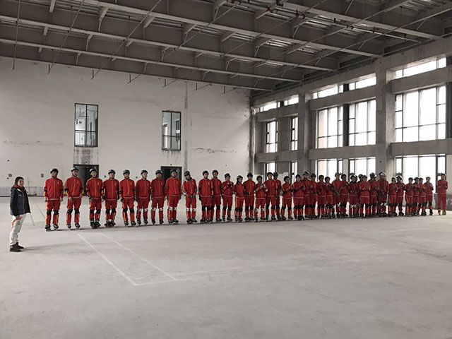 北京市劲松职业高中体育教研组赴张家口市职教中心调研交流2022冬奥会冰雪项目