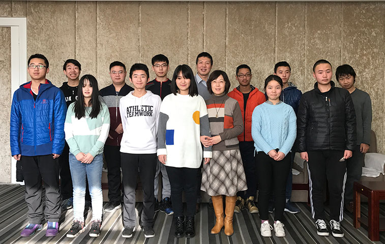 校企合作、工学交替、协同发展——实习就业创业指导中心老师与永乐实训基地学生座谈