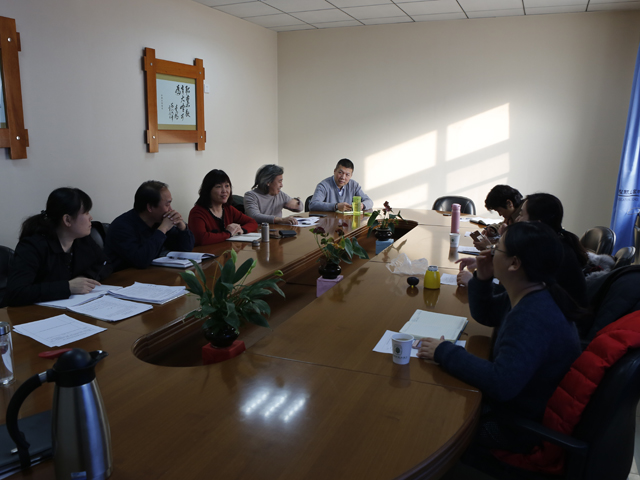 劲松职高召开师资队伍建设专题研讨会1