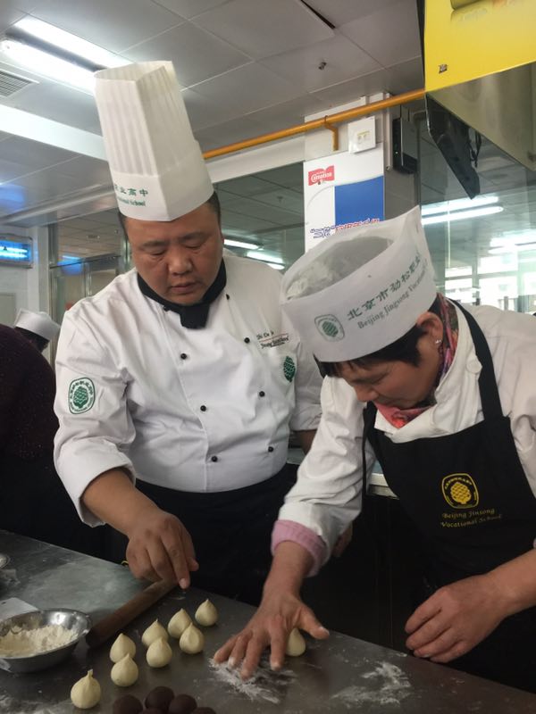 劲松职高成功举办朝阳区幼儿园厨师岗位技能提升培训班