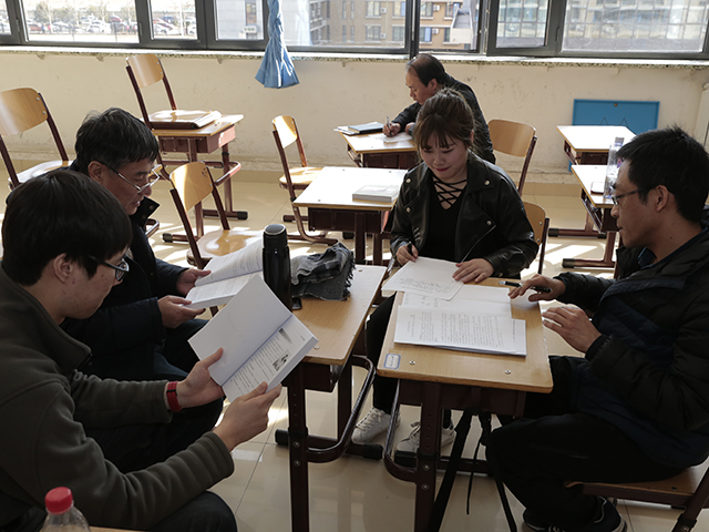 劲松职高召开新学期第一次专业主任、教研组长会