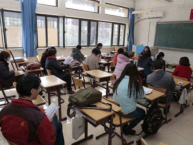 劲松职高召开新学期第一次专业主任、教研组长会