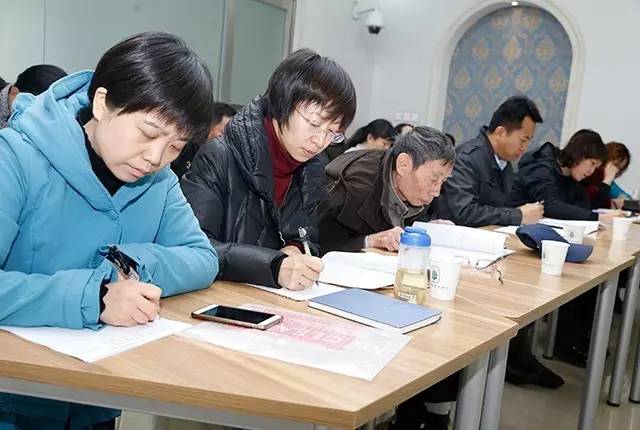 深化课堂教学改革，混合式学习提升教学实效