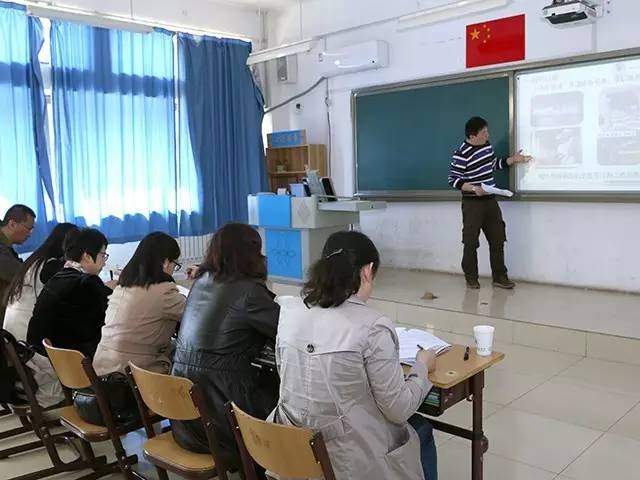 劲松职高成功举办校级信息化教学竞赛活动