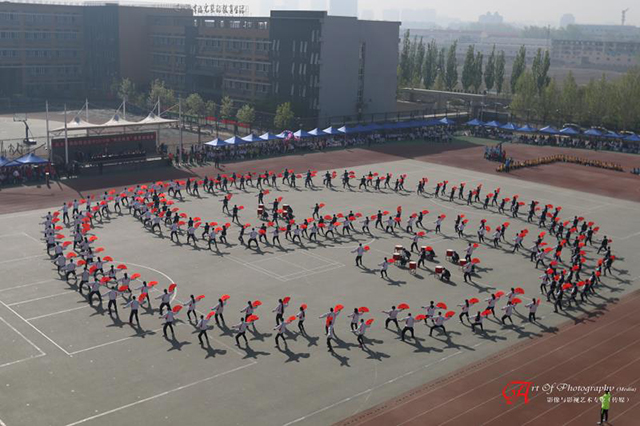 北京市劲松职业高中隆重举行2017年“阳光体育”春季运动会