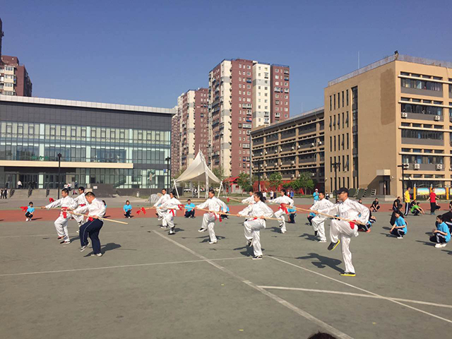 北京市劲松职业高中隆重举行2017年“阳光体育”春季运动会