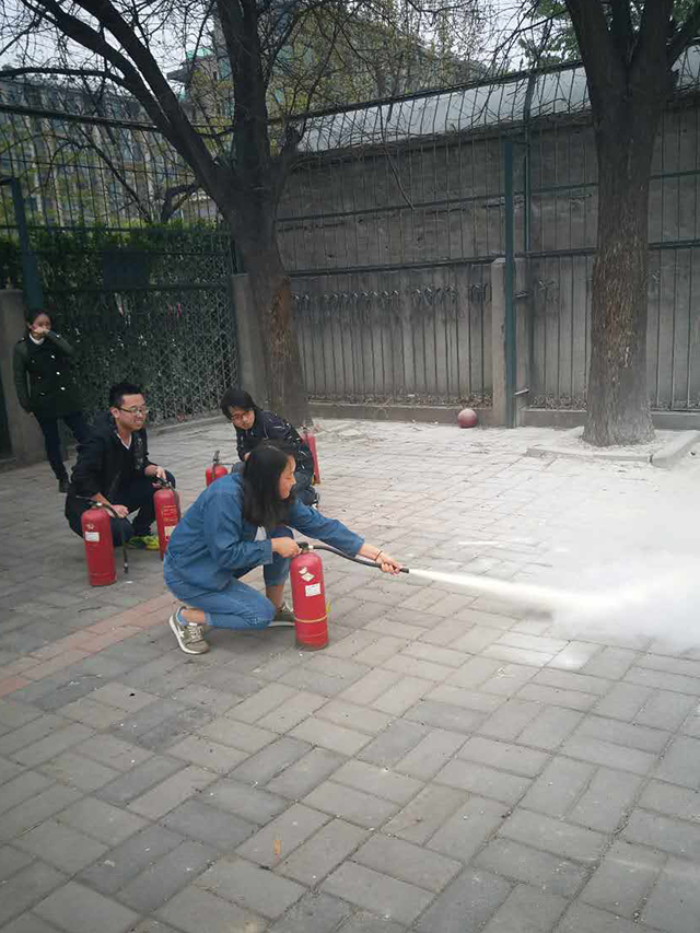 劲松职高双龙校区举办消防知识讲座