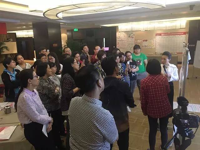 “联想-劲松职高学习指导师高级研修班”系列报道一 学习指导师高级研修班开班了