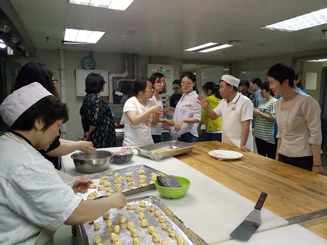 劲松职高常营校区圆社区卫生服务中心医护人员“美食梦”