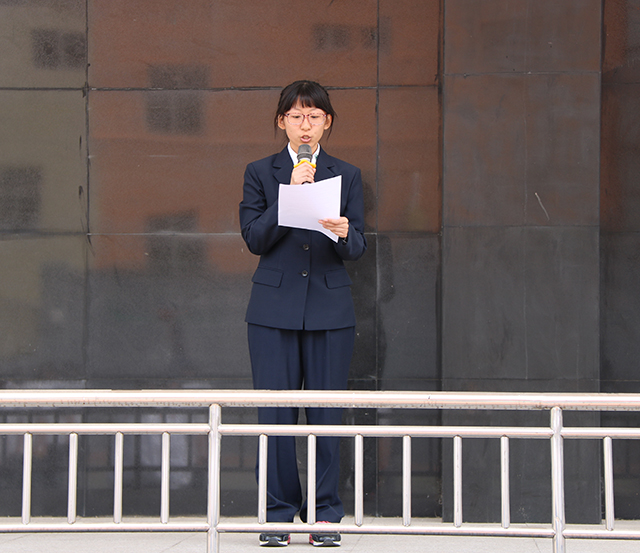 满怀信心奔赴考场  捷报频传金榜题名——劲松职高综合高中部举行为高三考生送祝福活动