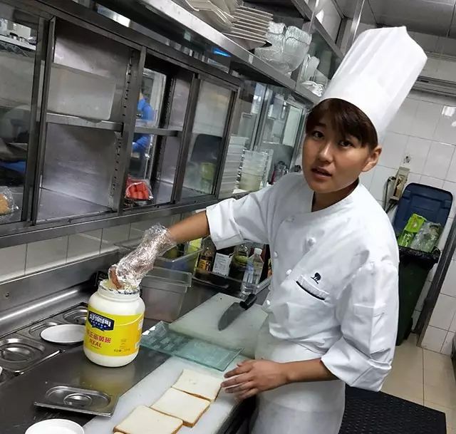 劲松职高实习就业创业指导中心启动“教师企业走访”工作