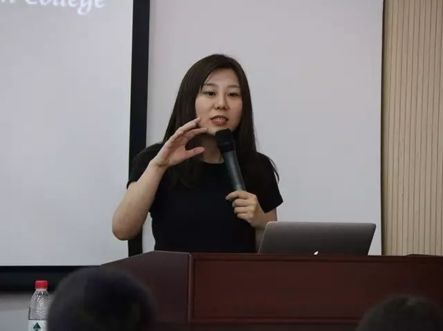 劲松职高新源里校区举办高一新生“职业生涯规划”讲座