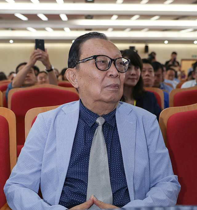 “2017中美校长国际高峰论坛—基于核心素养课程改革”中美校长齐聚北京市劲松职业高中