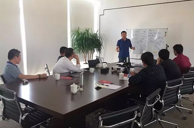 劲松职高数字影像技术专业教师调研中信国安新桥影视制作基地
