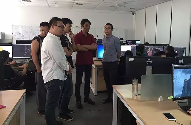 劲松职高数字影像技术专业教师调研中信国安新桥影视制作基地
