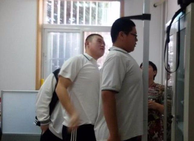 劲松职高积极参与北京市成人慢性病及危险因素的检测工作