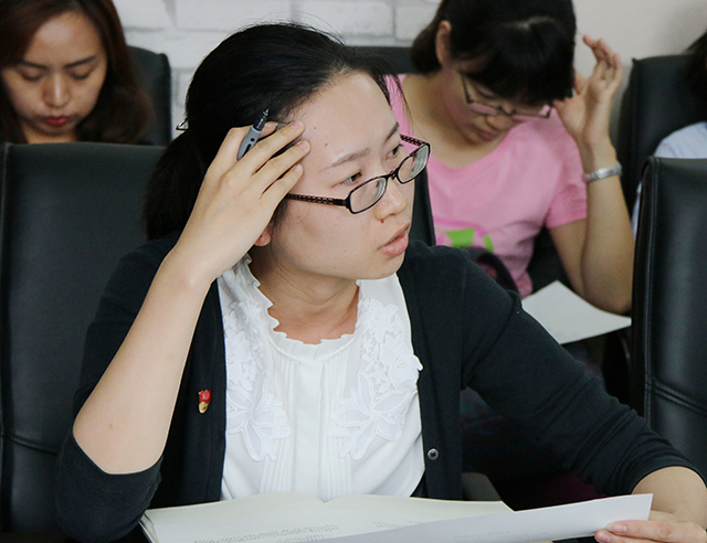 教无定法 贵在得法——劲松职高新源里校区举办班主任微论坛