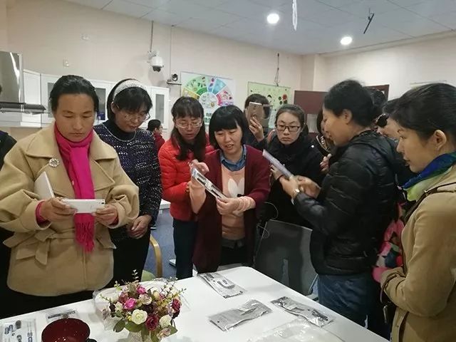 搭建交流学习平台 共研课程与教学改革 ——北京市海淀区职教同仁到劲松职高交流研讨